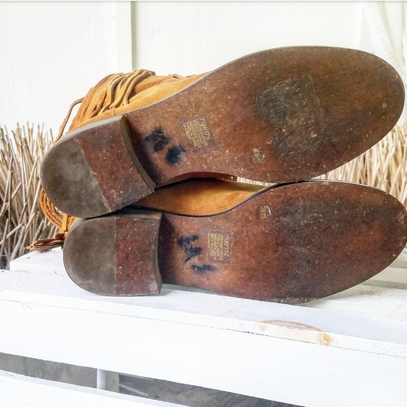Lucky Brand Caleb Fringe Boots!✌🏽🌼 - Picture 5 of 8